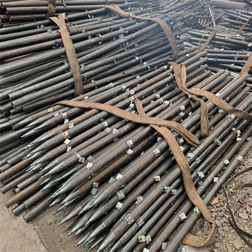 关于超前小导管的建造过程是如许的